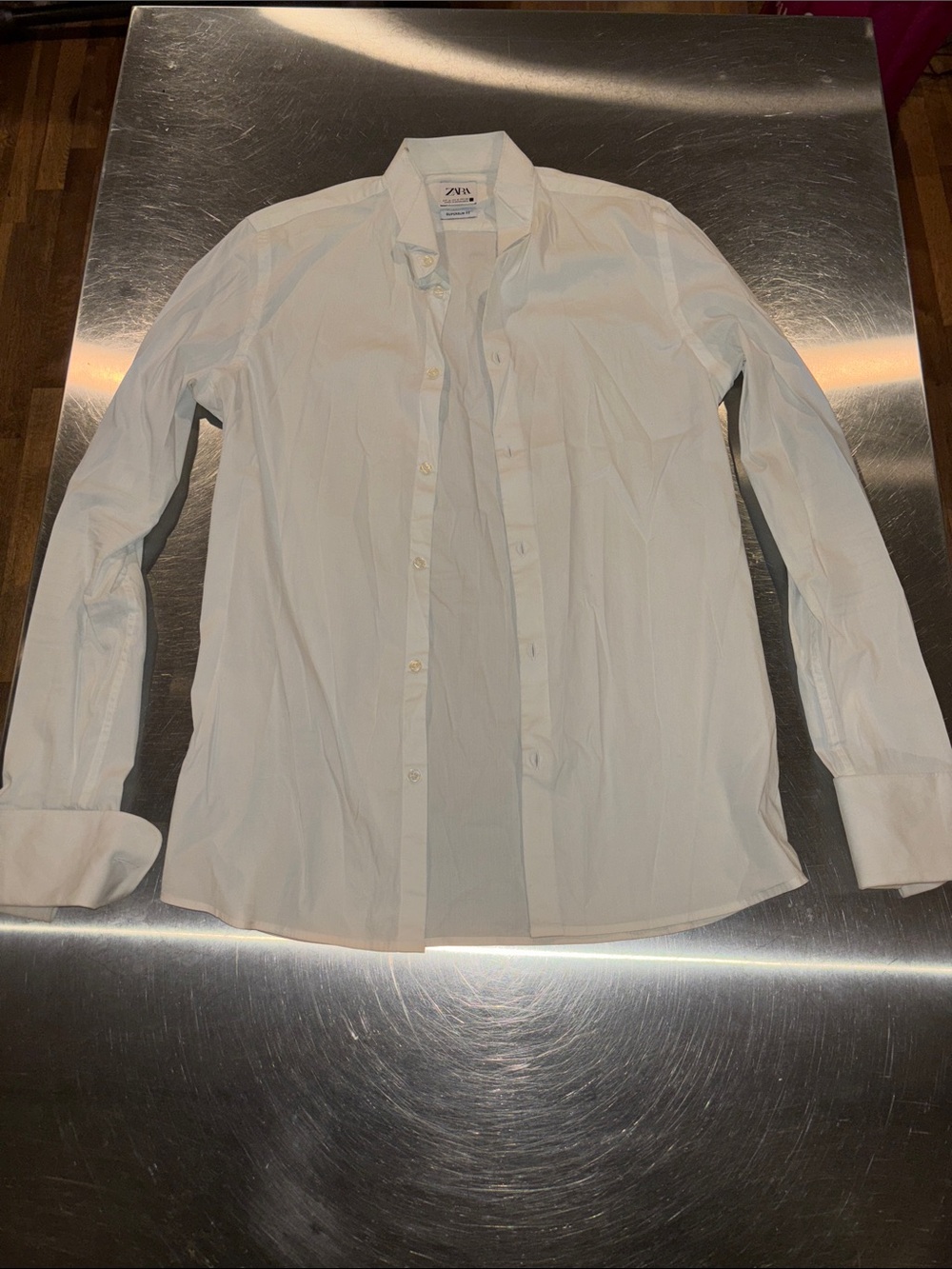 Zara Men's Crisp White Dress Shirt - Classic Button-Up